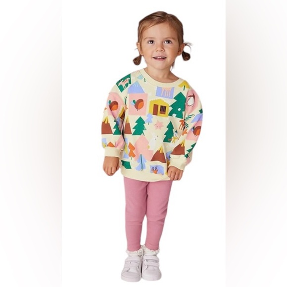 ⭐️$5 Holiday Sweatshirt Adorable Print Boutique NEW - Picture 2 of 4